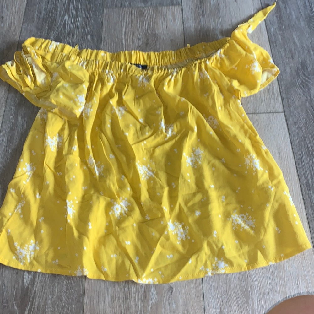Yellow summer shirt